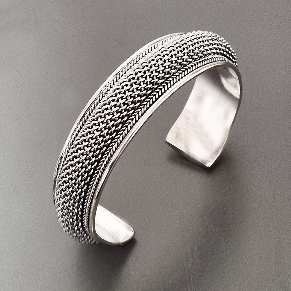 Stunning 925 Sterling Silver Woven Bangle925 Sterling Silver Woven Bangle