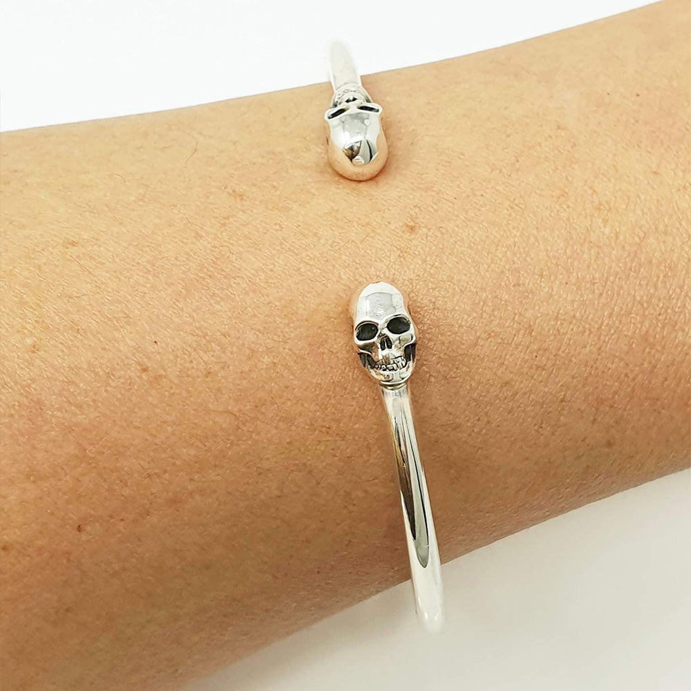 Skull bracelet