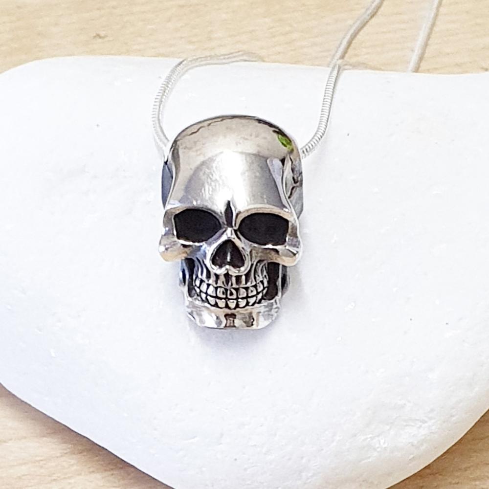  Skull Charm Pendant